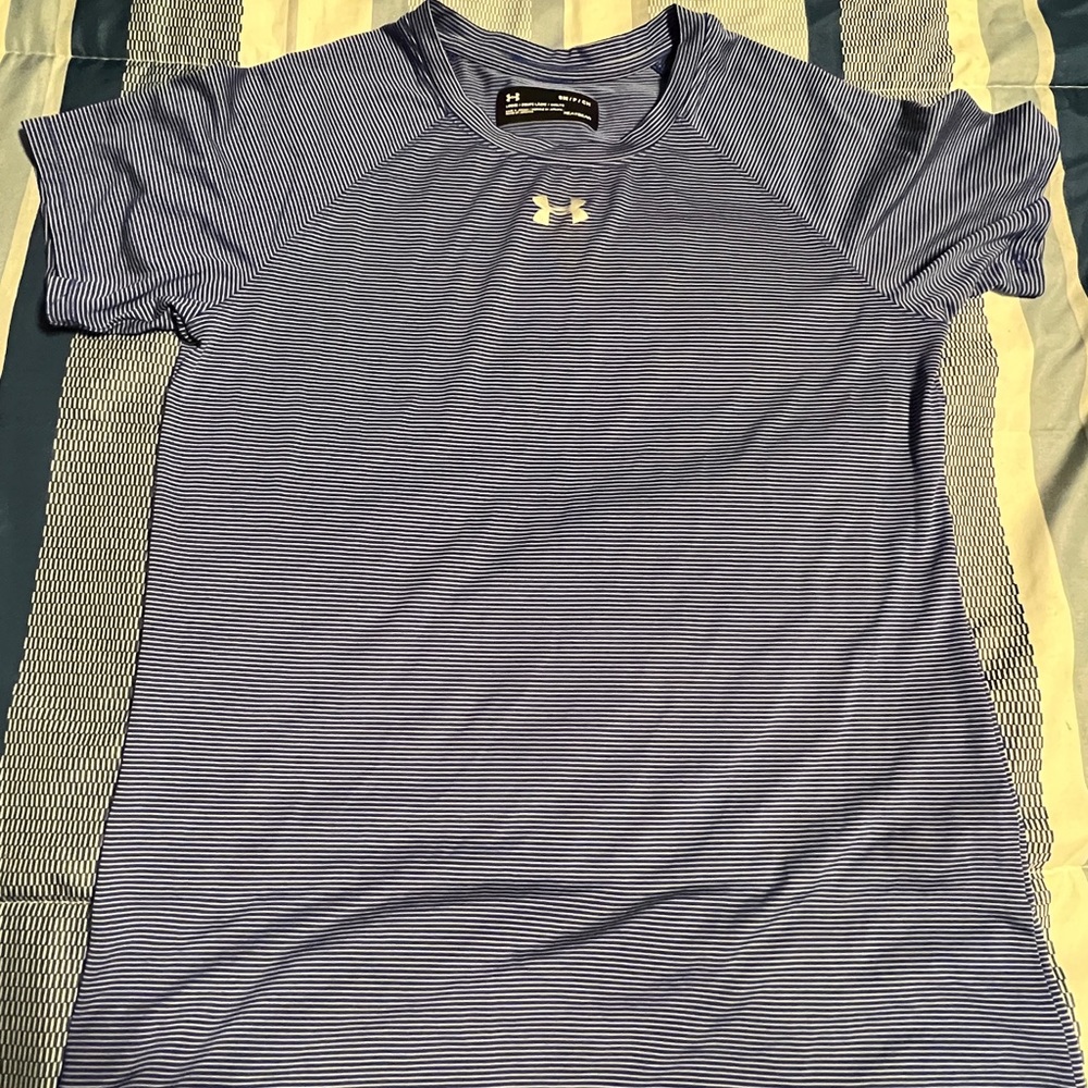 Under‎ Armour grey/blue small shirt.